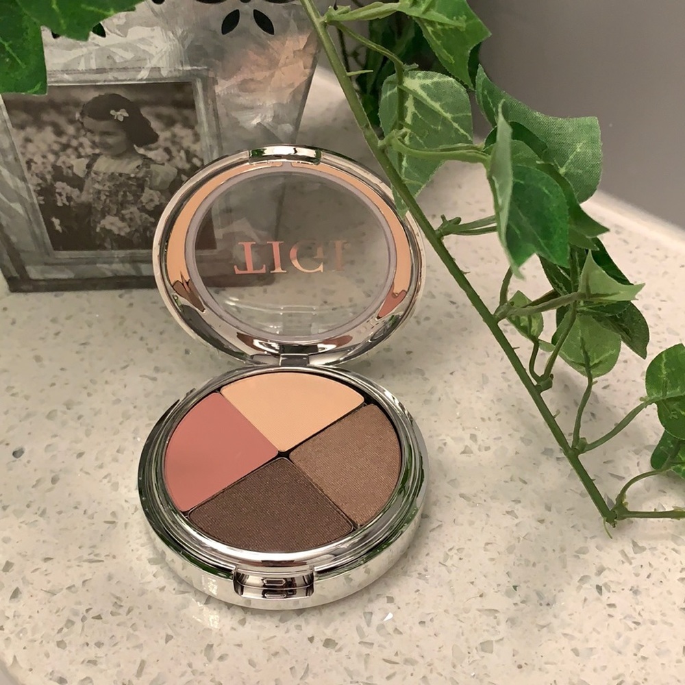 TIGI Cosmetics High Density Quad Eyeshadow